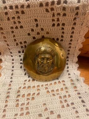 Vintage Brooch Style Metal Spec. N.Y.